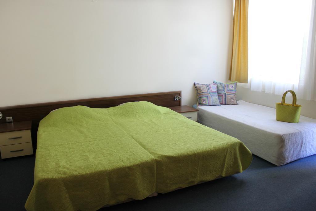 Family Hotel Electra Поморіє Номер фото