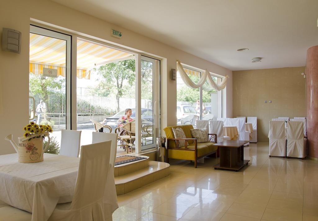 Family Hotel Electra Поморіє Екстер'єр фото